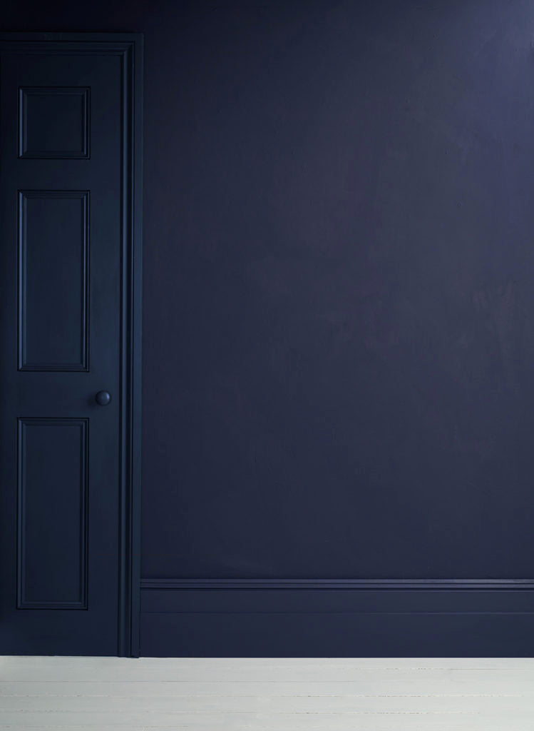 Oxford Navy Annie Sloan Satin Paint