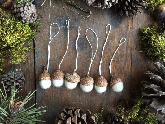 Snowberry White Needle-felted Acorn Ornaments