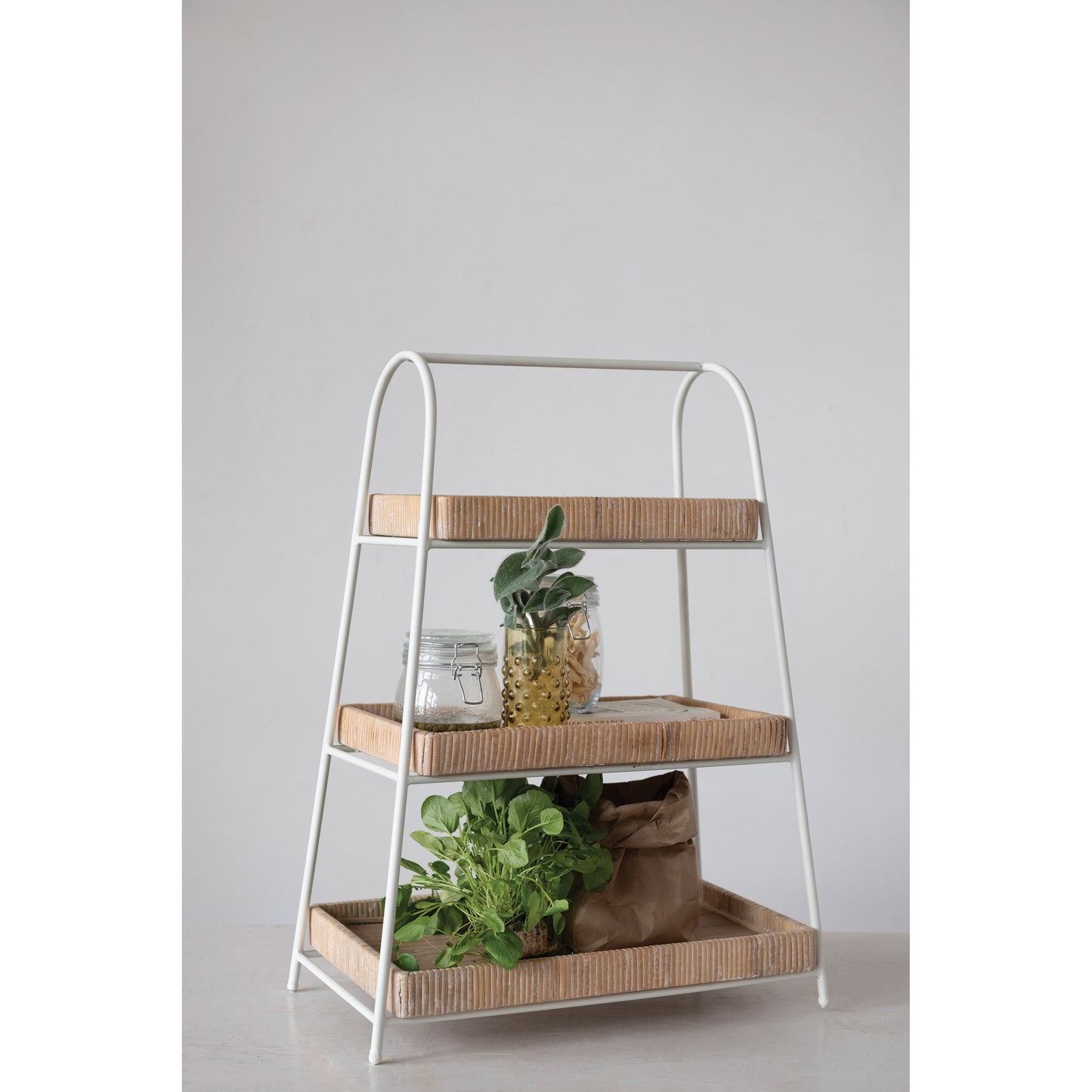 Enjoy the versatility of this 3 tiered tray, featuring a tall&nbsp;white metal stand which holds three sizes of rectangular trays&nbsp;with beautiful bamboo accents