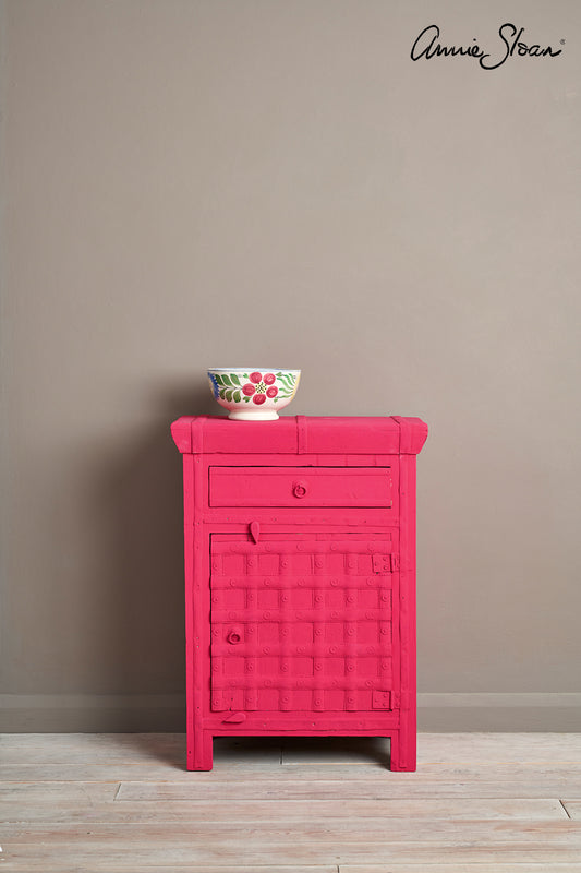 Capri Pink Chalk Paint® decorative paint by Annie Sloan- Sample Pot