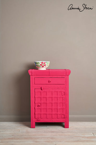 Capri Pink Chalk Paint® decorative paint by Annie Sloan- Liter