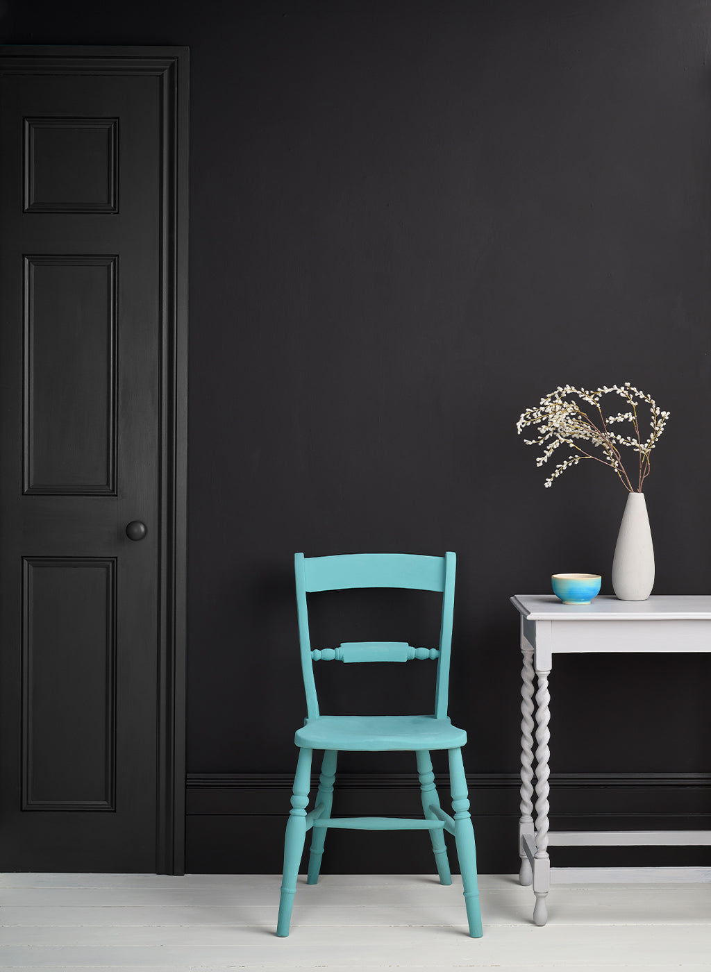 Athenian Black Annie Sloan Satin Paint