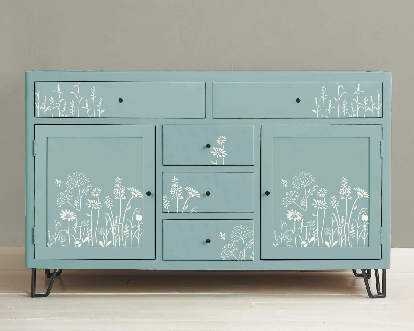 Annie Sloan Stencil- Meadow Flowers