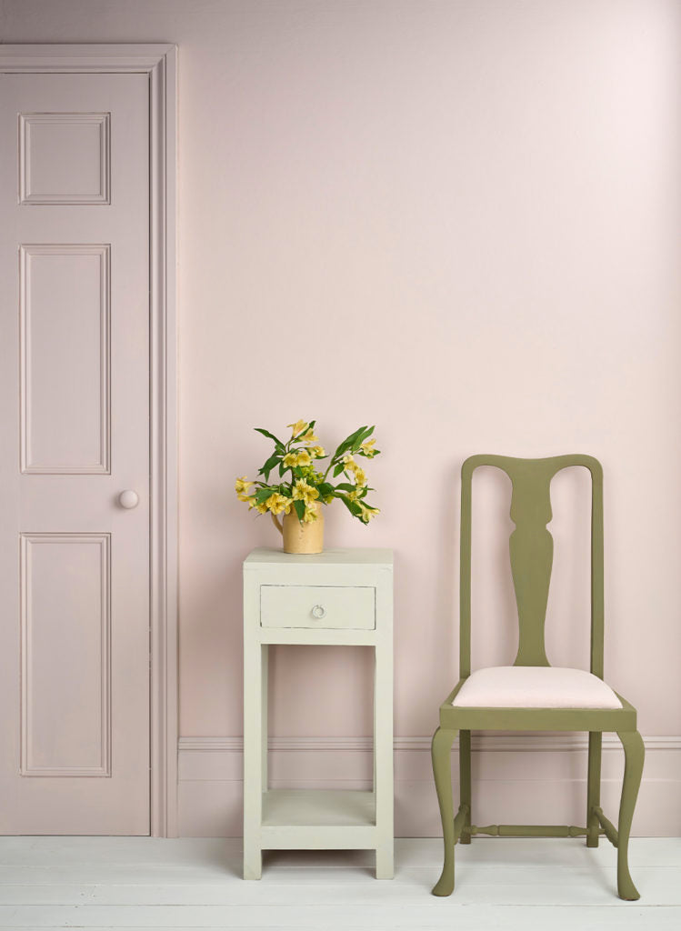 Pointe Silk Annie Sloan Satin Paint