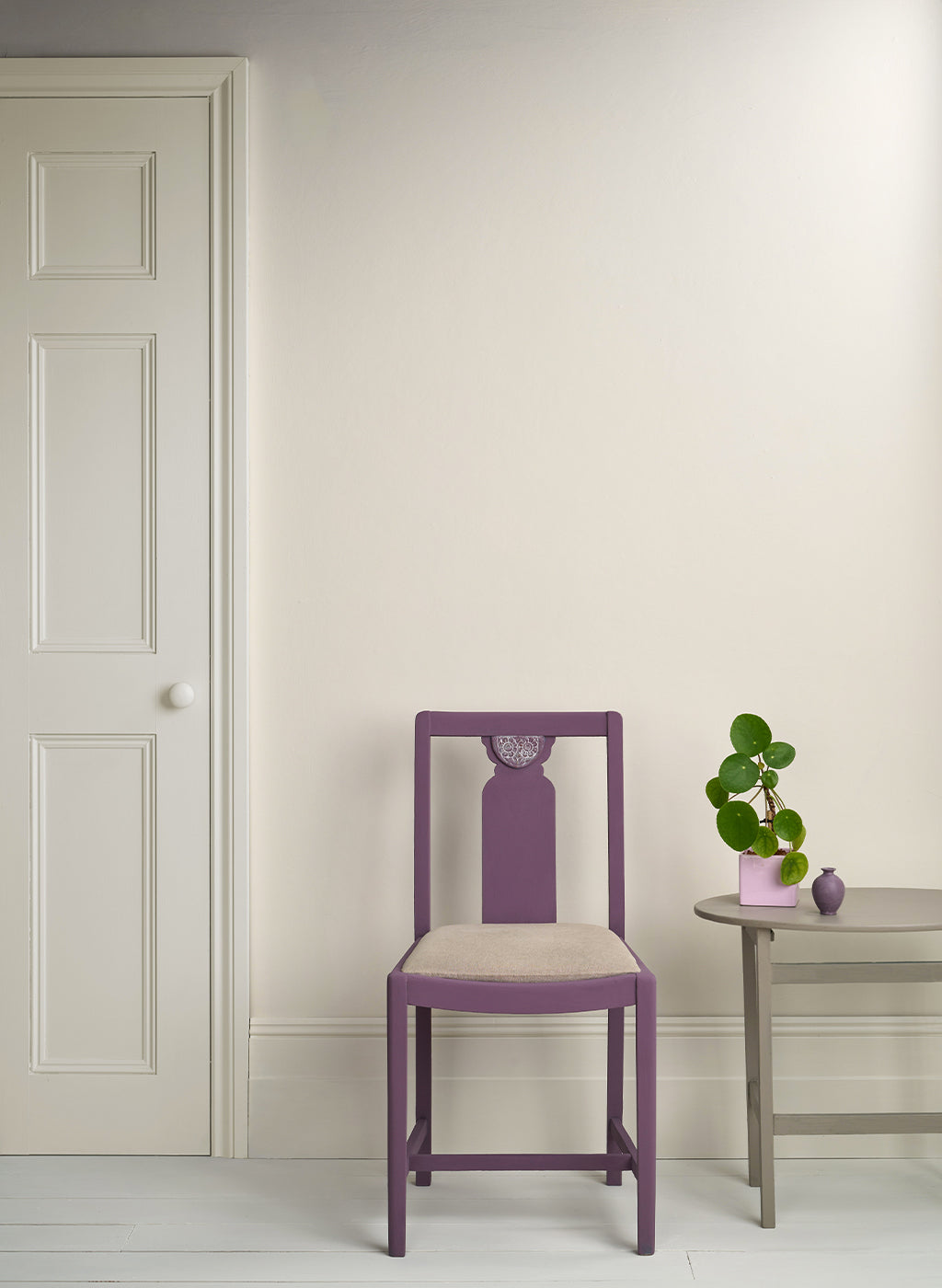 Old White Annie Sloan Satin Paint