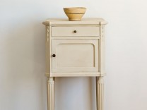 Old Ochre Chalk Paint® decorative paint by Annie Sloan- Liter