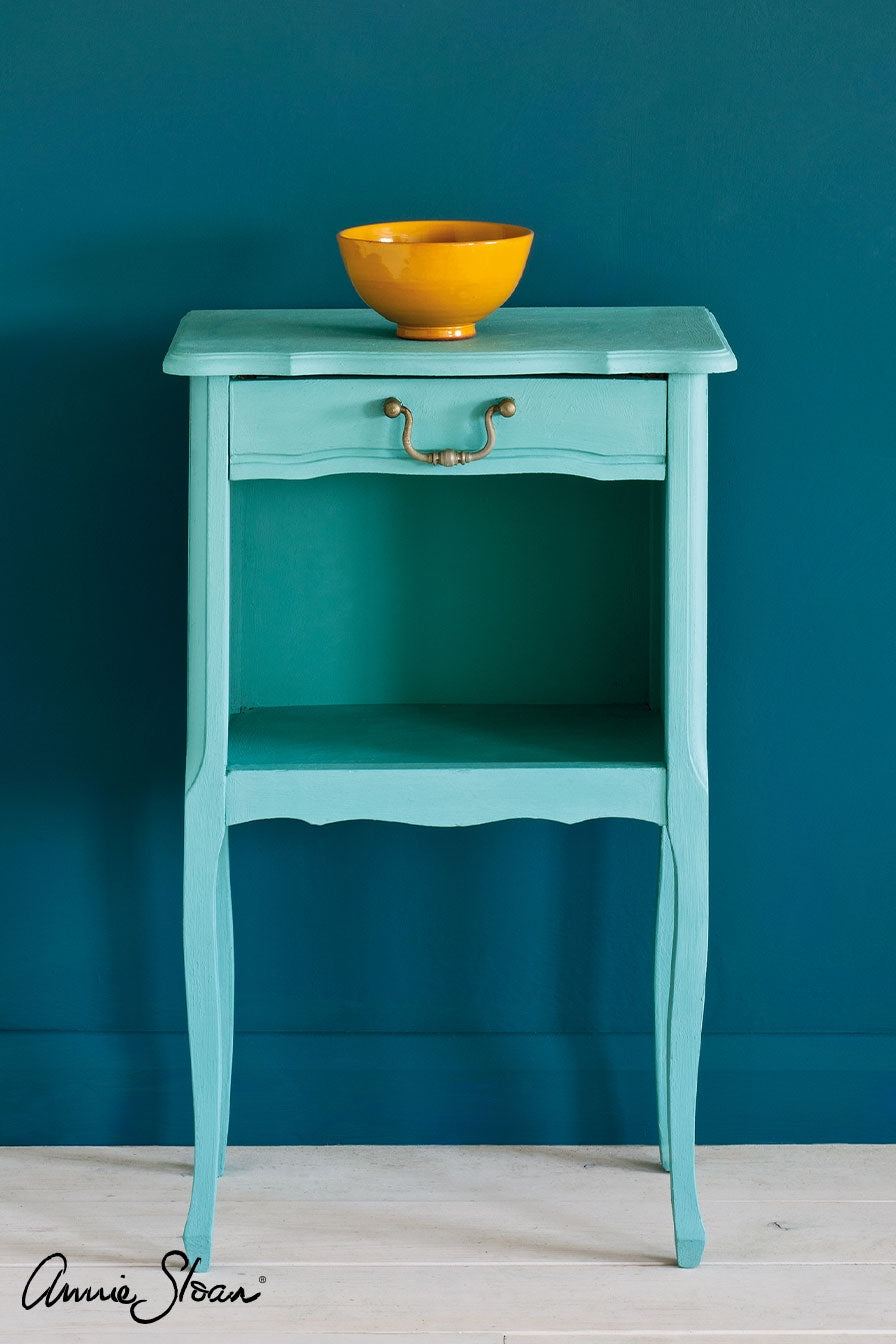 Provence Chalk Paint® decorative paint by Annie Sloan- Sample Pot