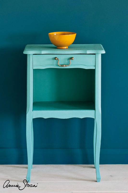 Provence Chalk Paint® decorative paint by Annie Sloan- Sample Pot
