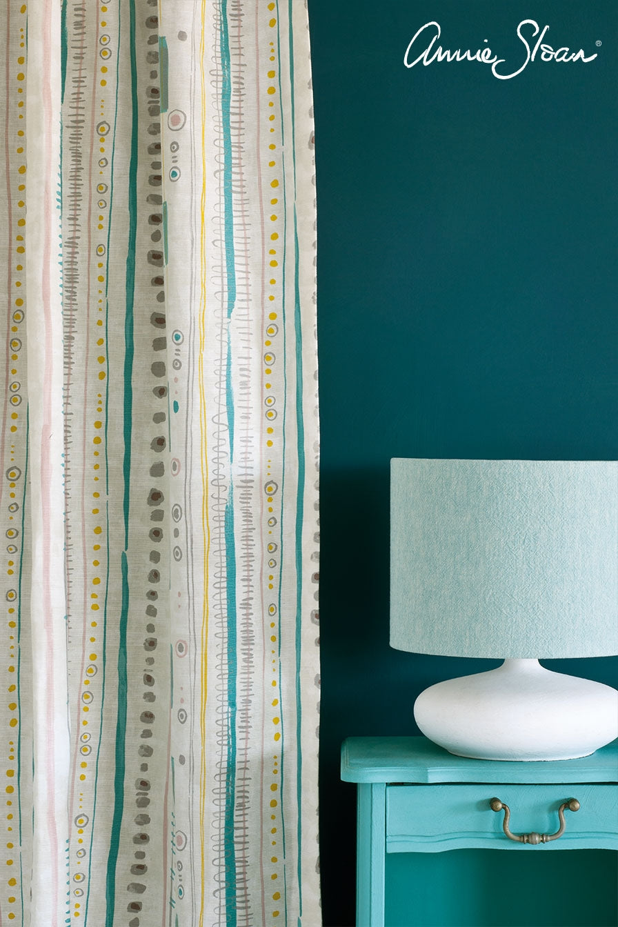 Provence Chalk Paint® decorative paint by Annie Sloan- Sample Pot